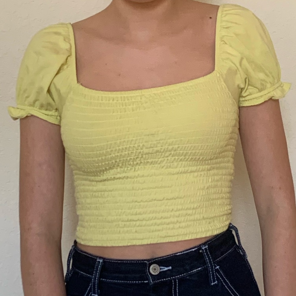 🤗 Ruched crop top